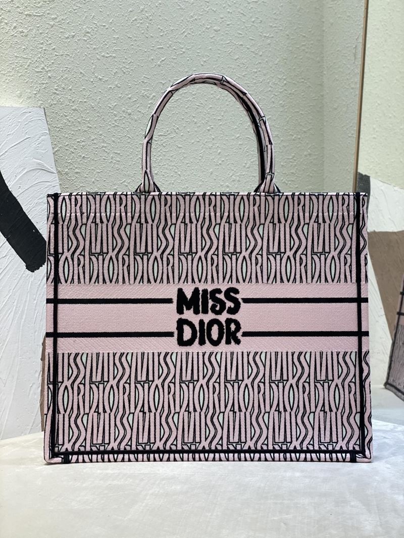 chr1st1an D10r shopping bags